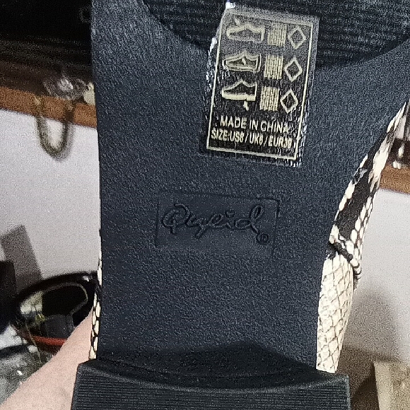 Snakeskin Ankle Boots By Qupid - Picture 4 of 4